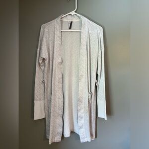 Jaclyn Intimates Grey Robe - size (S)